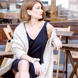 Ivelina Frichic Style